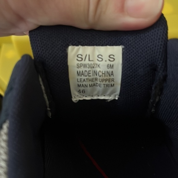 Like-new Rockport shoes - Picture 7 of 8